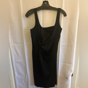 LIKE NEW! David Meister little black dress with cinched waist. Size 10 US